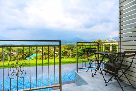 Pua De View Boutique - 39