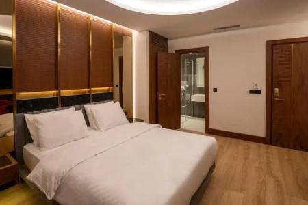 Orient - 3