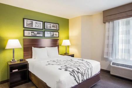 Sleep Inn International Airport - 52