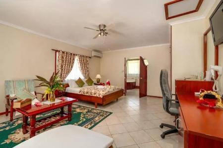 Carana Hilltop Villa - 45