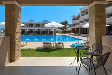 La Marquise Luxury Resort Complex - 97