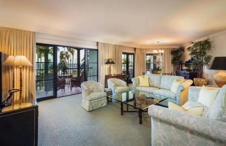 Santa Barbara Inn - 79