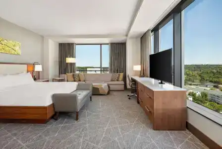 DoubleTree by Hilton - Mayo Clinic Area - 48