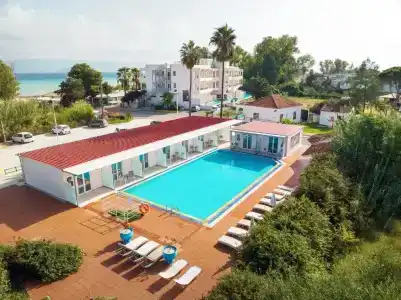 Cavomarina Beach - 24