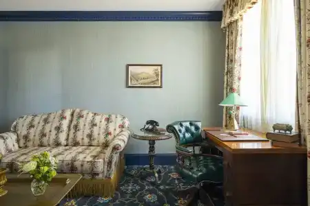 The Randolph, by Graduates - 60