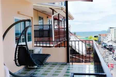 OYO 1027 Patumnak Beach Guesthouse - 11