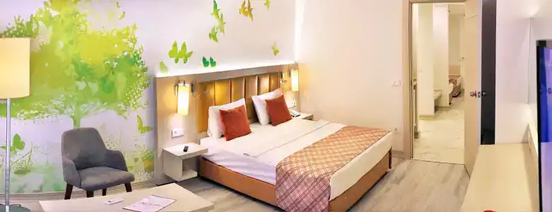 Club Aqua Plaza - 52