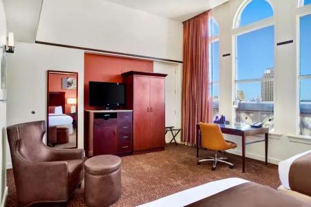 The Emily Morgan - a Doubletree By Hilton - 58