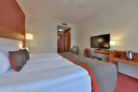 City Inn - 18