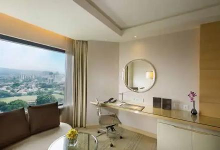 Doubletree By Hilton - 43