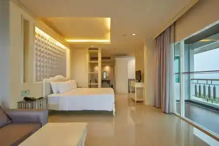 Welcome World Beach Resort & Spa - 4