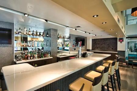 Holiday Inn Downtown Centre By Ihg - 6