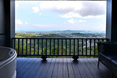 Phuket View Coffee and Resort - 42