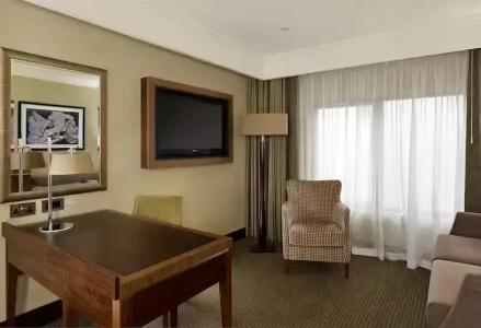 DoubleTree by Hilton London Victoria - 79