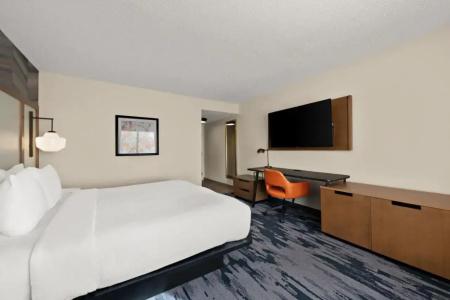 Fairfield by Marriott - 3