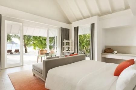 Lux* South Ari Atoll Resort & Villas - 38