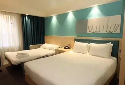 Hampton By Hilton London Docklands - 33