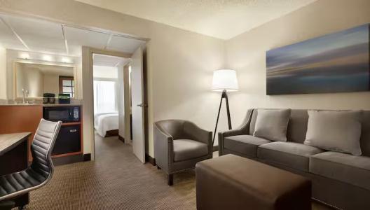 Embassy Suites by Hilton Will Rogers Airport - 48