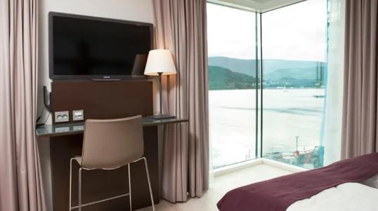 Quality Waterfront - 61
