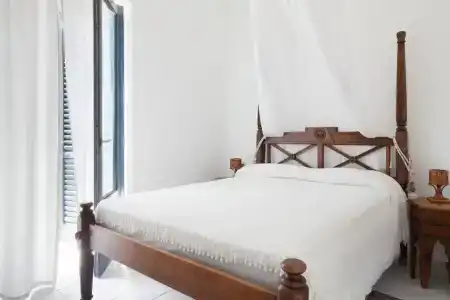 Quartara Boutique - 10