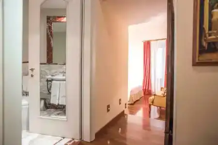 Golden Tower & Spa - 38