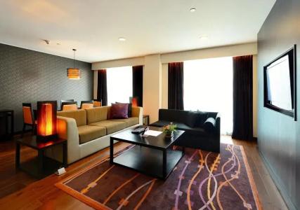 Radisson Suites Bangkok Sukhumvit - Sha Extra Plus - 66