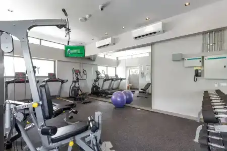 Oakwood Journeyhub Phuket - Sha Extra Plus - 11