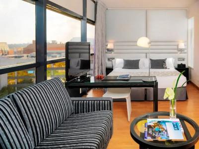 H10 Marina Barcelona - 10