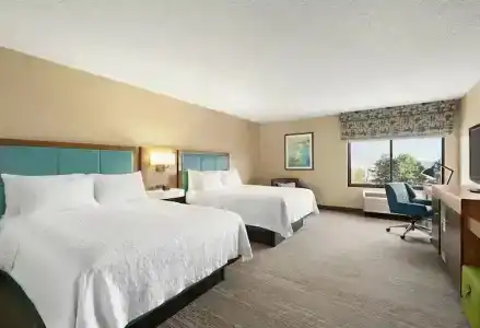 Hampton Inn Portland Airport - 27