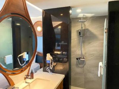 The Oceanic Sportel - Sha Extra Plus - 14