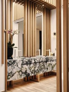 Cresanto Luxury Suites - 117