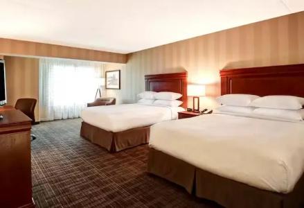 DoubleTree Fallsview & Spa by Hilton - - 36