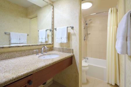 Outrigger Waikiki Beach Resort - 62