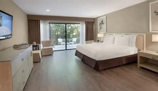 Luxe Sunset Boulevard - 55