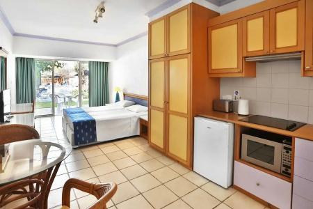 Paphos Gardens Holiday Resort - 82