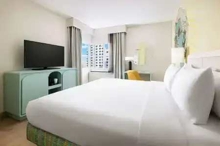 Hampton Inn Miami Beach - Mid Beach - 8