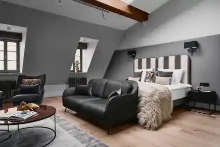 H15 Luxury Palace - 39