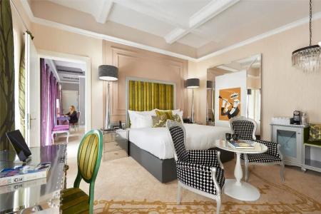 Aria Budapest by Library Collection - 68