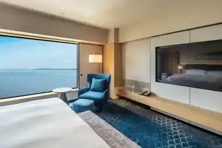 Hilton Tokyo Bay - 14
