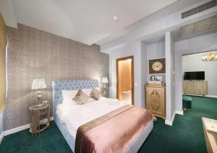 Phoenicia Comfort - 14