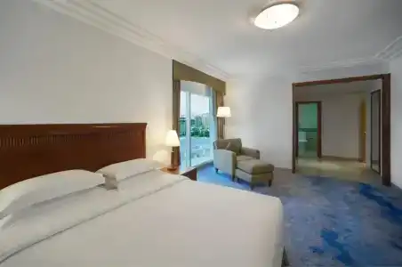 Grand Hyatt Residence - 6