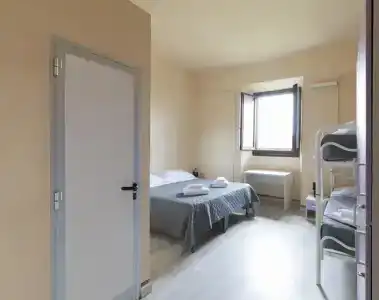 Hostel 7 Santi - 1