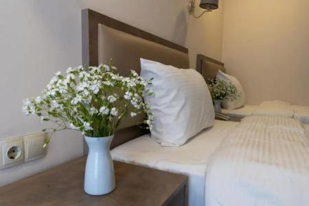 Gallery Inn - 23