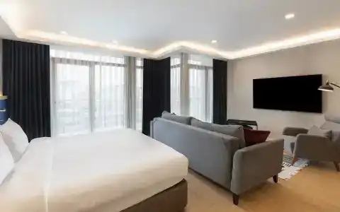 Sarar Kizilcikli - 54