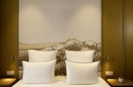 Hôtel Le Cardinal by Happyculture - 42
