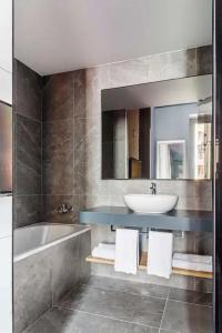 Radisson Blu, Madrid Prado - 46