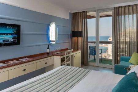 Herods Tel Aviv By The Beach - 2