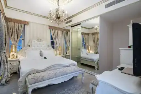 Elegance East - 49