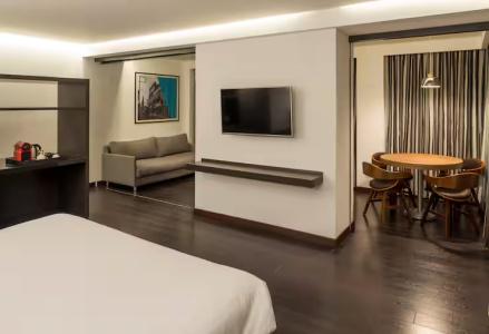 Doubletree By Hilton Guadalajara Centro Historico, Mexico - 59