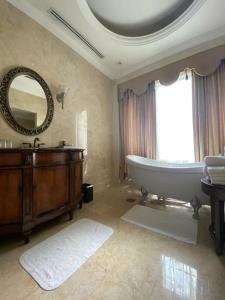 The Ritz-Carlton, - 95